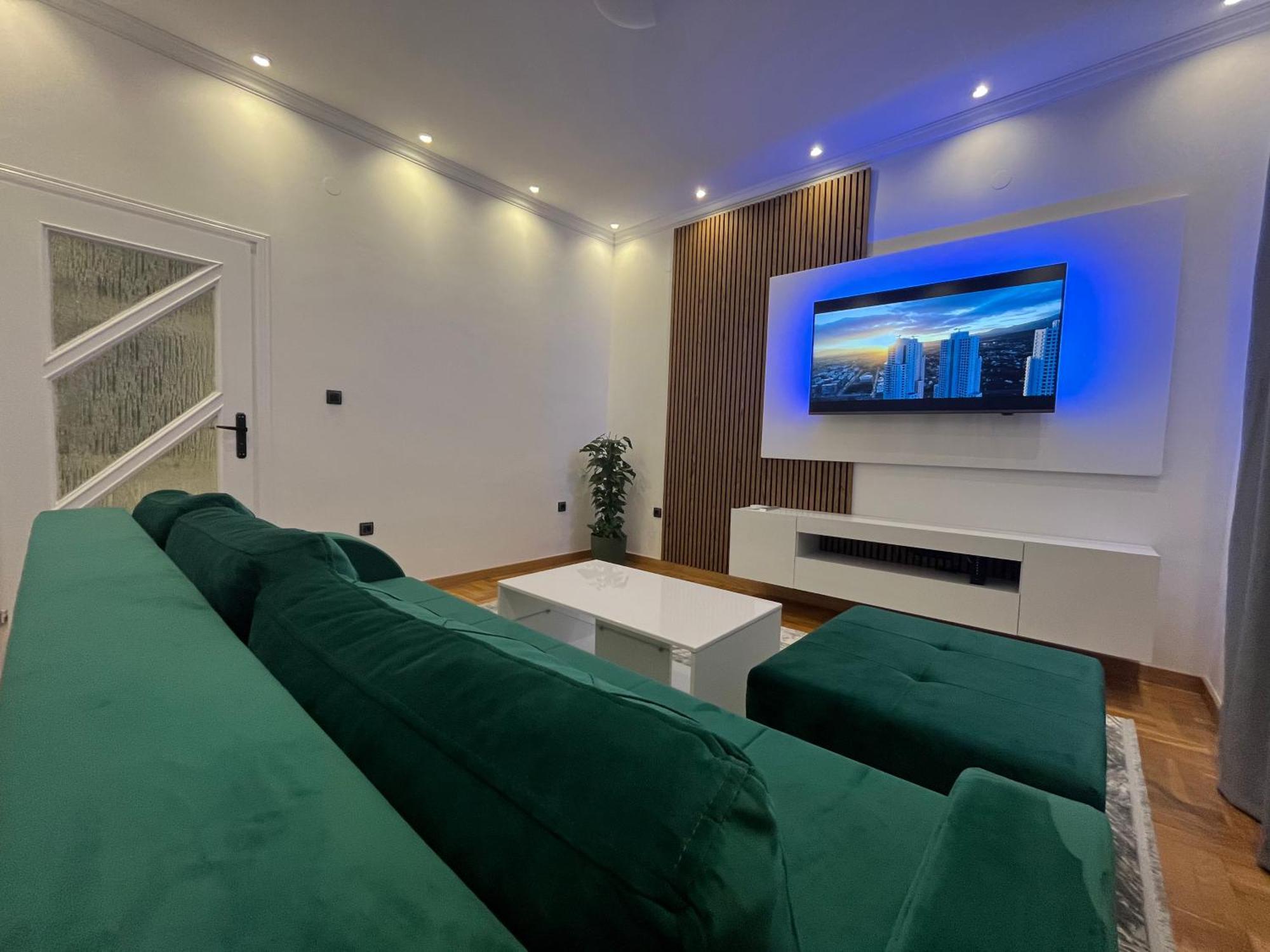 Sarajevo Luxury Apartment - 50 M From Old Sarajevo Clock Tower Exterior foto